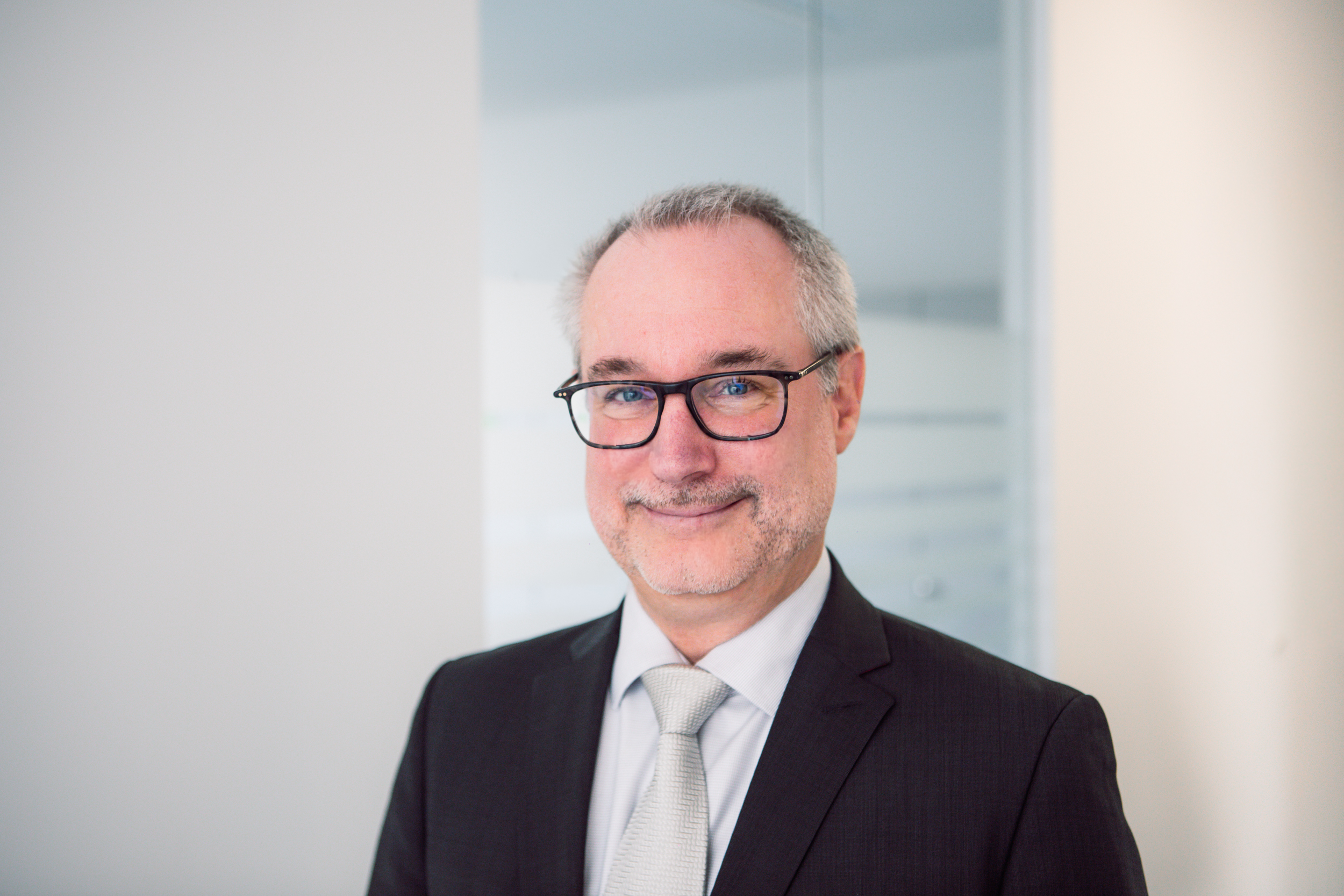 Prof. Dr.-Ing. Rainer Hess
